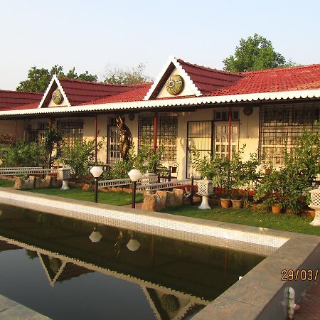 Sona Villa, The Lake Chalet Kudal (Malvan) Exterior foto